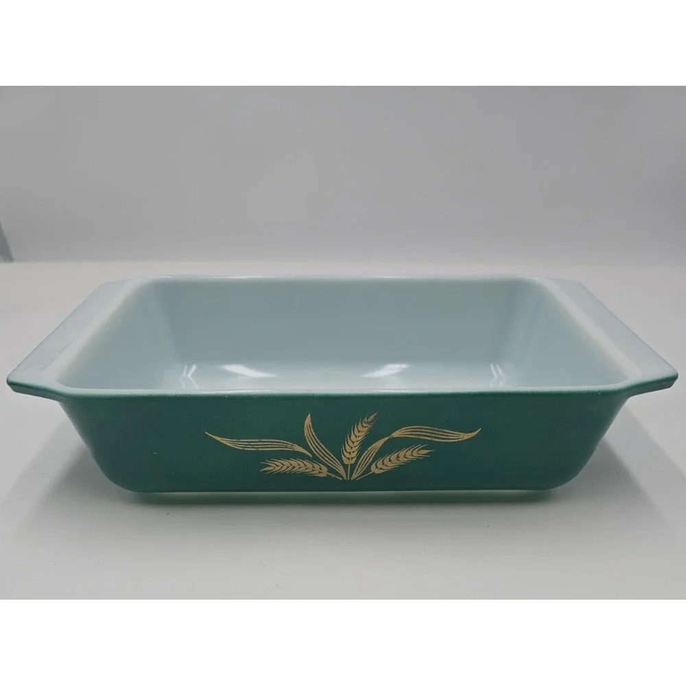 VTG Promotional Pyrex 2 Qt Green Wheat Space Saver Casserole Dish 575B Farmhouse
